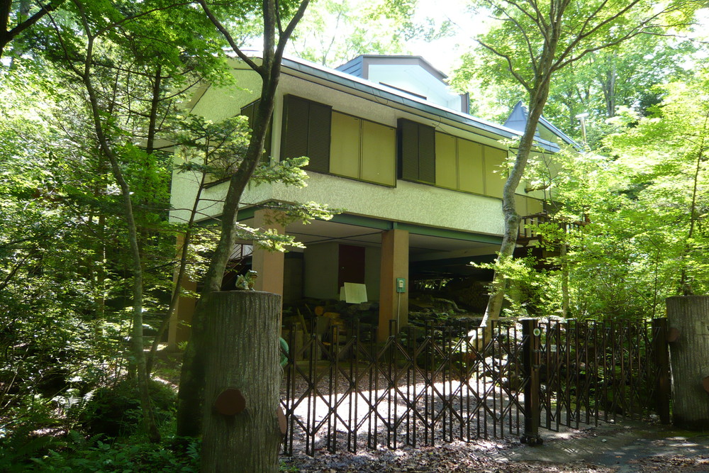 物件価格変更のお知らせ【B0629】 軽井沢と草津の中間点｜別荘の街 プリンスランド